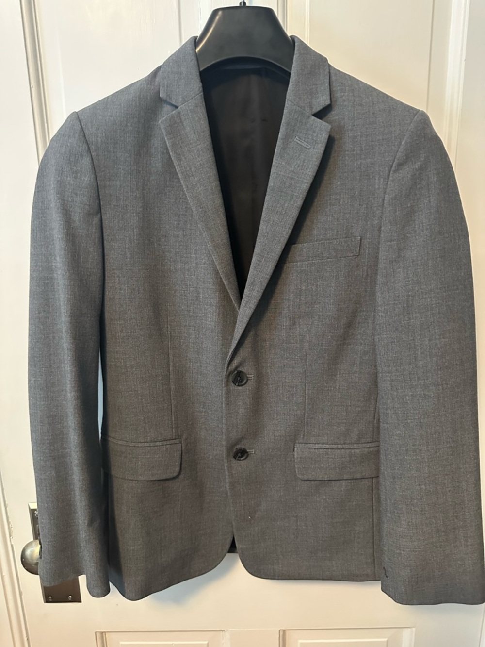 Calvin Klein Boys 2-piece grey suit with matching dress shirt - Size 14